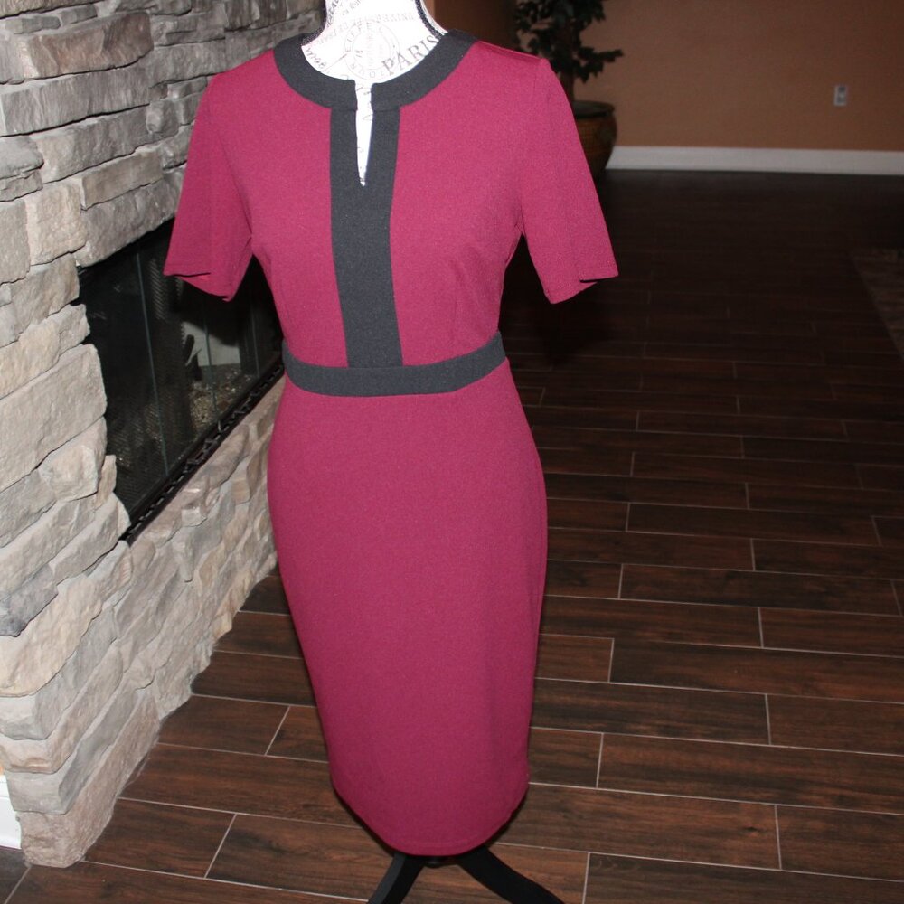 New York & Company Short Sleeve Burgundy Dress